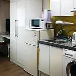 L-House